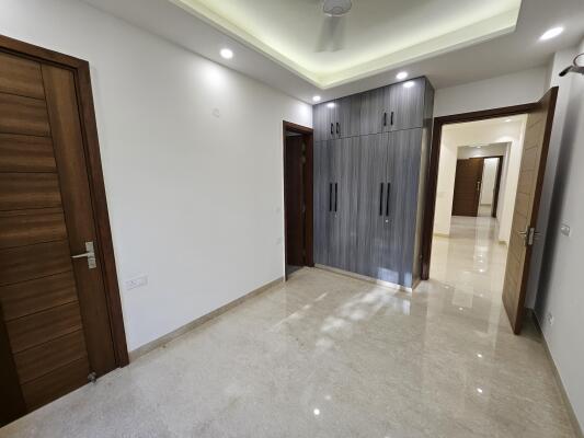 2 BHK Builder Floor in Lajpat Nagar, Delhi