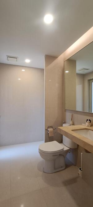 3 BHK Flat in Hiranandani Estate, Thane