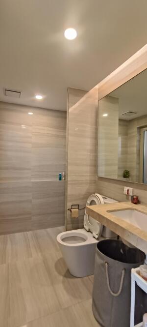 3 BHK Flat in Hiranandani Estate, Thane