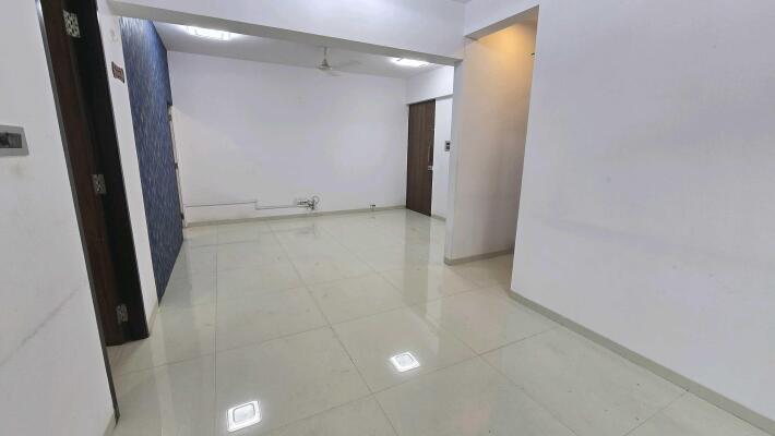 2 BHK Flat in Shivaji Park, Dadar