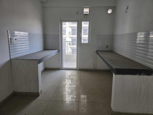 3 BHK Flat in Sector 143, Noida