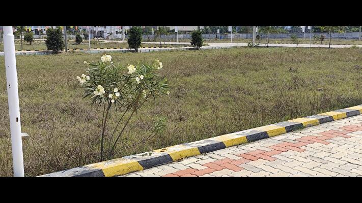 Residential land / Plot in Red Hills, Chennai