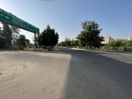 Residential land / Plot in Sector 18 Yamuna Expressway, Greater Noida