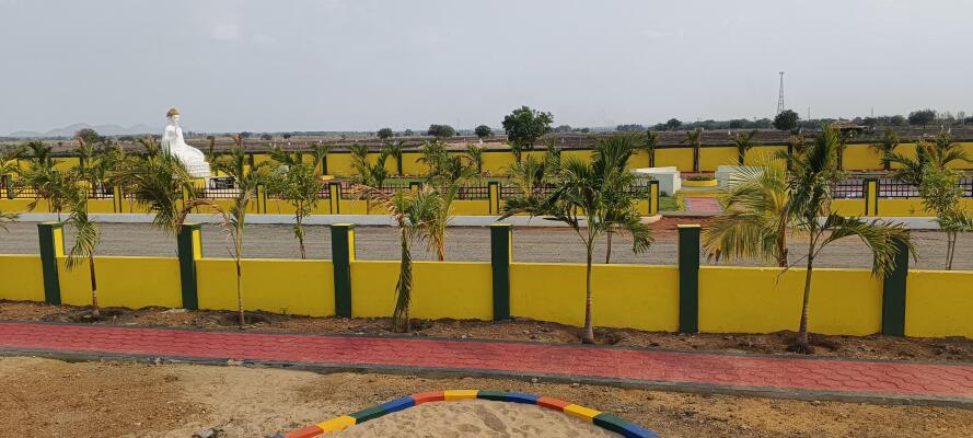 Residential land / Plot in Penamaluru, Vijayawada