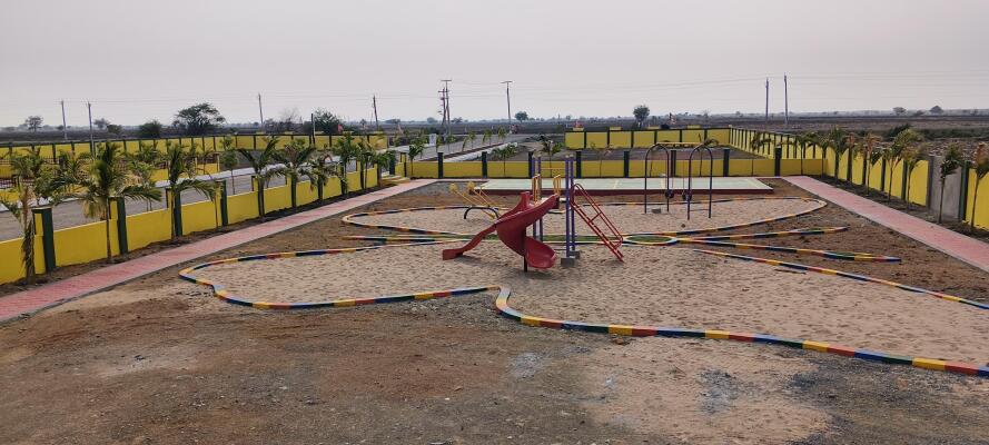 Residential land / Plot in Penamaluru, Vijayawada