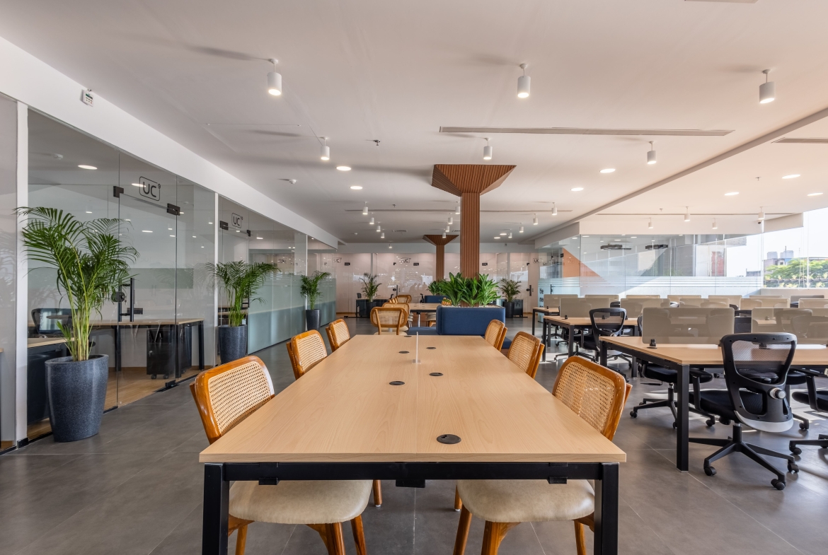 Cheapest Coworking Space in Noida — Perfect for Client Meetings
