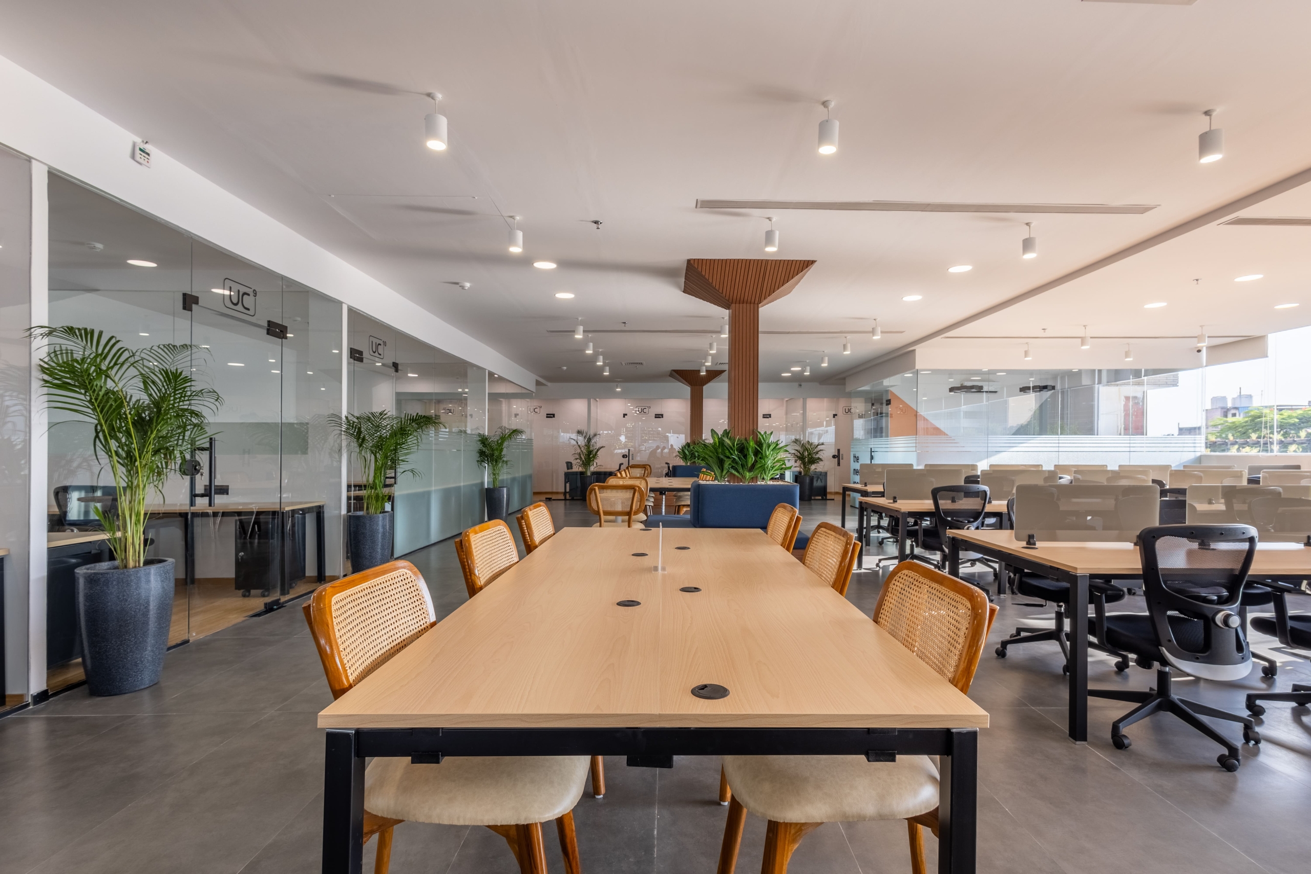 Xwqmjq Cheapest Coworking Space in Noida — Perfect for Client Meetings